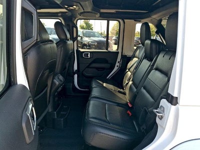 2022 Jeep Wrangler Unlimited Sahara Altitude 4x4