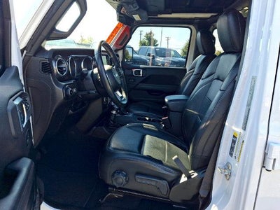 2022 Jeep Wrangler Unlimited Sahara Altitude 4x4