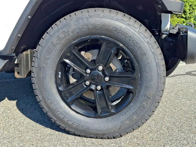 2022 Jeep Wrangler Unlimited Sahara Altitude 4x4