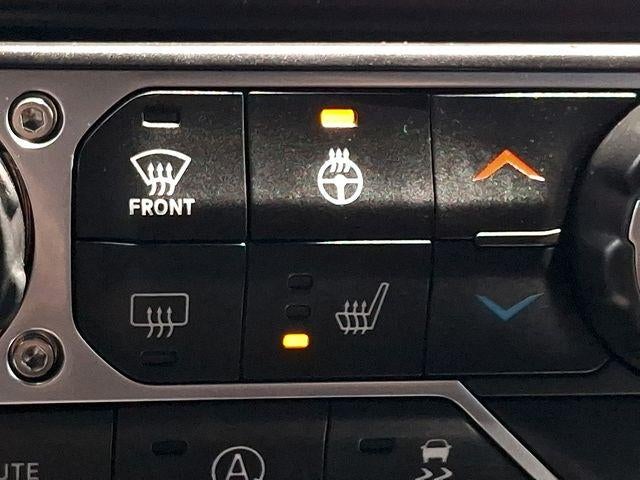 2022 Jeep Wrangler Unlimited Sahara Altitude 4x4