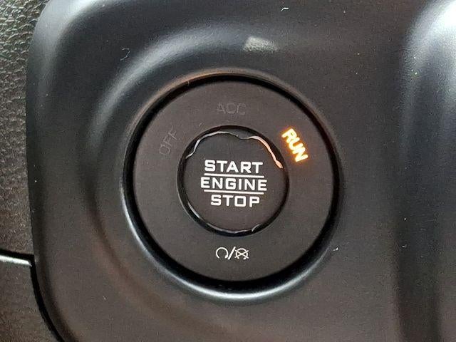 2022 Jeep Wrangler Unlimited Sahara Altitude 4x4