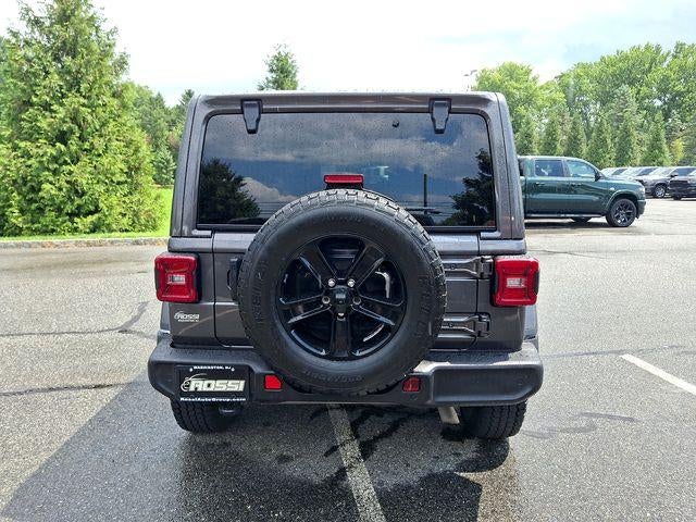 2022 Jeep Wrangler Unlimited Sahara Altitude 4x4