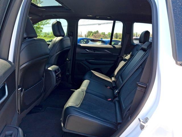 2025 Jeep Grand Cherokee Altitude X 4x4