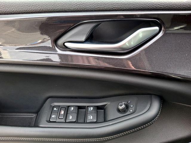 2022 Jeep Grand Cherokee Altitude 4x4