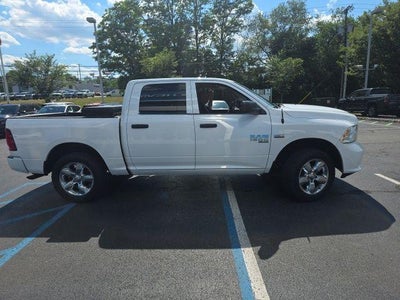 2019 RAM 1500 Classic Express 4x4 Crew Cab 5'7" Box