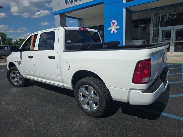 2019 RAM 1500 Classic Express 4x4 Crew Cab 5'7" Box