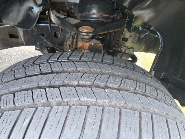 2013 RAM 1500 4WD Crew Cab 5.7 Ft Box Big Horn