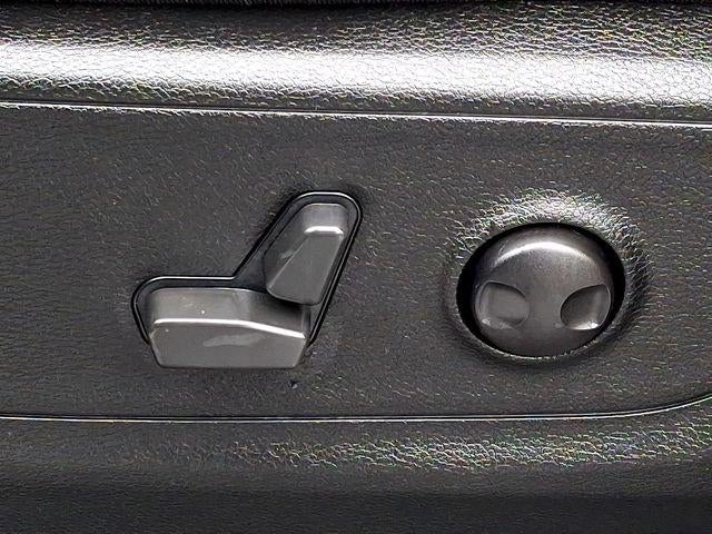 2022 RAM 1500 Big Horn 4x4 Quad Cab 6'4" Box