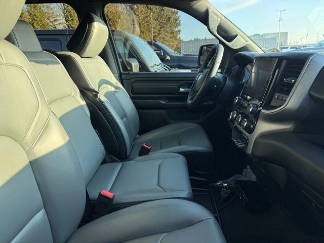 2025 RAM 1500 Tradesman 4x4 Crew Cab 5'7" Box