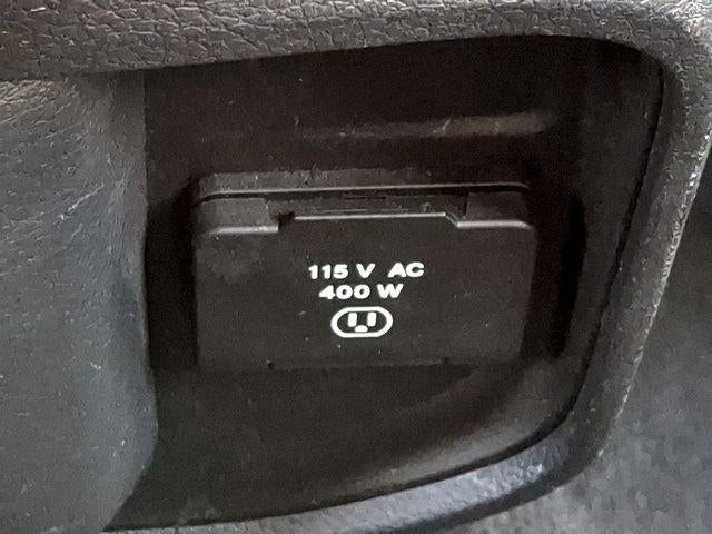 2022 RAM 1500 Laramie 4x4 Crew Cab 5'7" Box