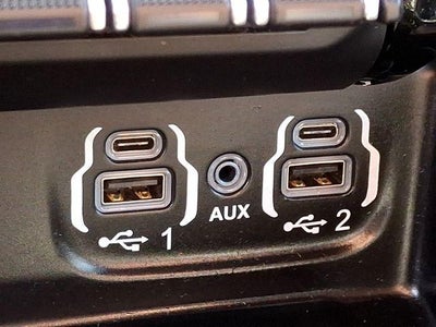 2023 RAM 1500 Laramie 4x4 Crew Cab 5'7" Box