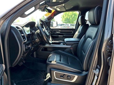 2021 RAM 1500 Laramie 4x4 Crew Cab 5'7" Box