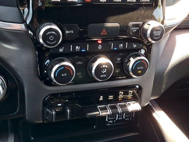 2021 RAM 1500 Laramie 4x4 Crew Cab 5'7" Box