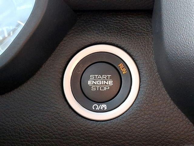 2022 RAM 1500 Rebel 4x4 Crew Cab 5'7" Box