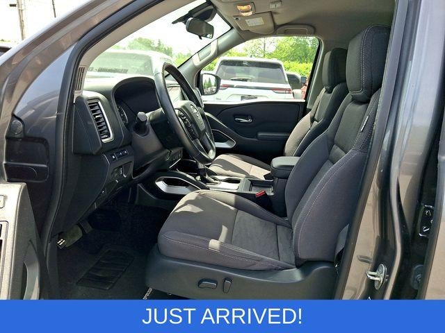 2022 Nissan Frontier Crew Cab 4x4 SV Auto Long Bed