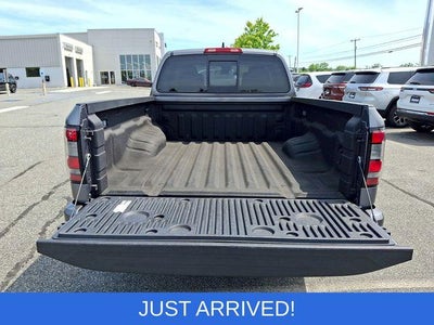 2022 Nissan Frontier Crew Cab 4x4 SV Auto Long Bed