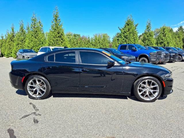 2022 Dodge Charger SXT RWD