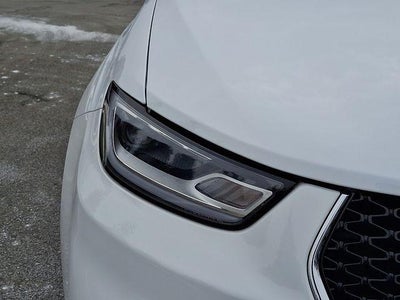 2023 Chrysler Pacifica Hybrid Touring L FWD