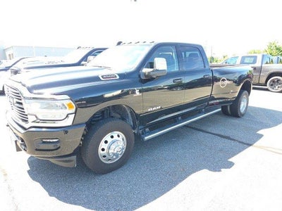 2023 RAM 3500 Laramie 4x4 Crew Cab 8' Box
