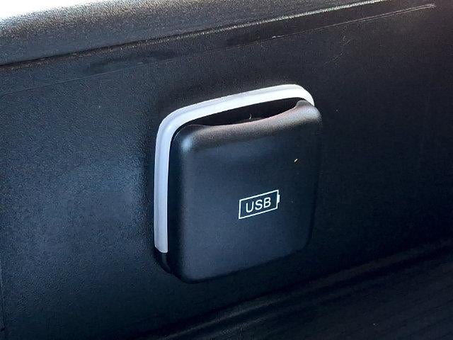 2021 RAM 3500 Tradesman 4x4 Crew Cab 8' Box
