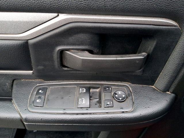 2022 RAM 3500 Chassis Cab Tradesman 4WD Reg Cab 60" CA 143.5" WB