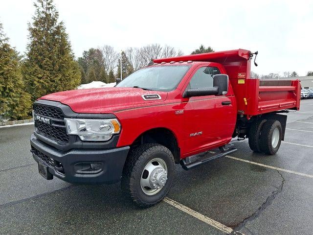 2022 RAM 3500 Chassis Cab Tradesman 4WD Reg Cab 60" CA 143.5" WB