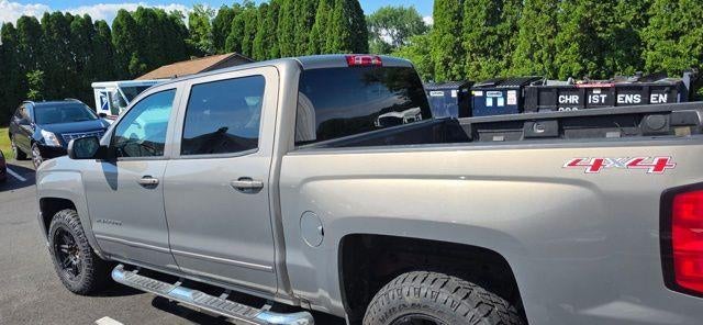 2017 Chevrolet Silverado 1500 Crew Cab Short Box 4-Wheel Drive LT