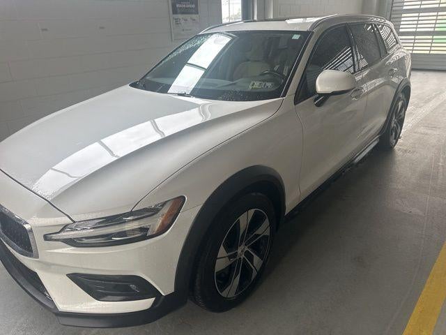 2021 Volvo V60 Cross Country T5 AWD