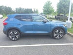 2025 Volvo XC40 B5 AWD Ultra Dark Theme