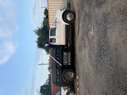 2019 Ford Super Duty F-750 Straight NA