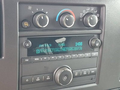 2025 Chevrolet Express Passenger 1LT