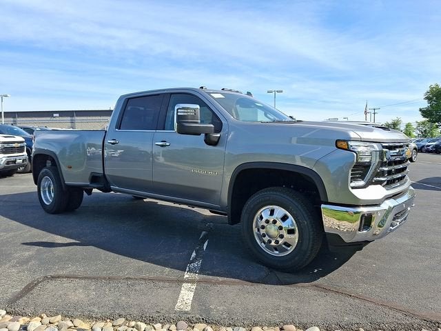 2026 Chevrolet Silverado 3500 HD LTZ DRW