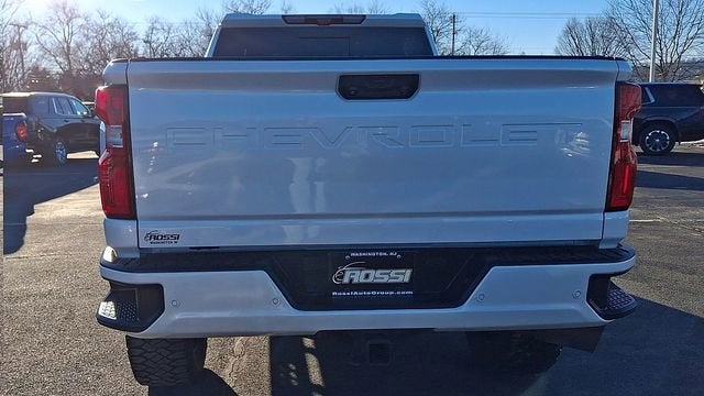 2023 Chevrolet Silverado 3500 HD High Country