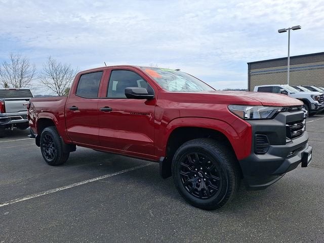 2025 Chevrolet Colorado WT/LT