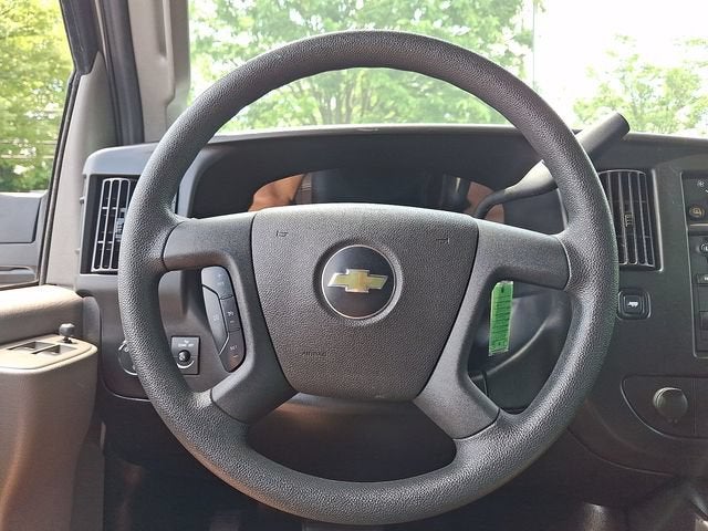 2024 Chevrolet Express Cargo 2500 WT