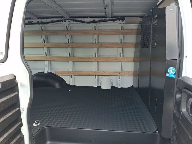 2024 Chevrolet Express Cargo 2500 WT