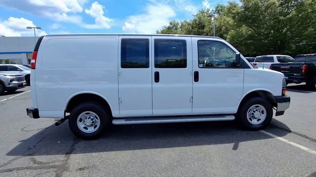 2024 Chevrolet Express Cargo 2500 WT