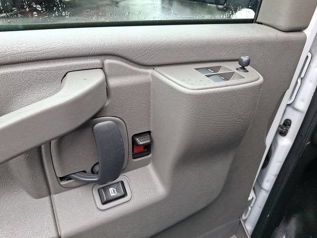 2024 Chevrolet Express Cargo 2500 WT