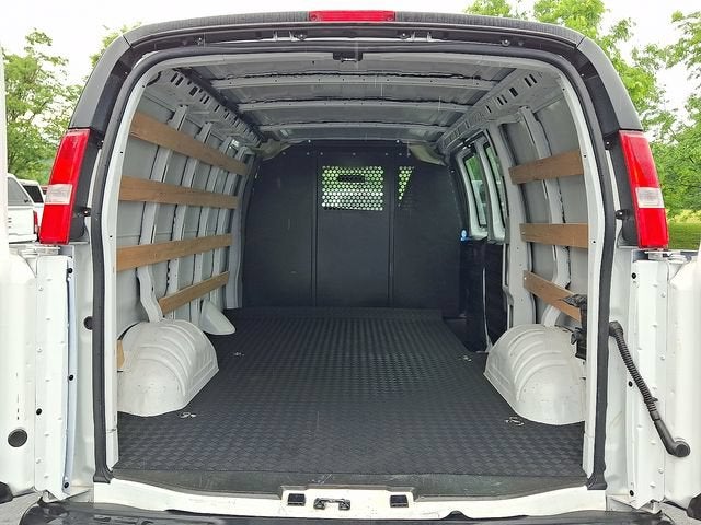 2024 Chevrolet Express Cargo 2500 WT