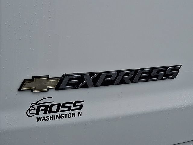 2024 Chevrolet Express Cargo 2500 WT