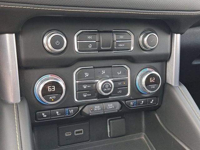 2022 GMC Yukon XL SLT