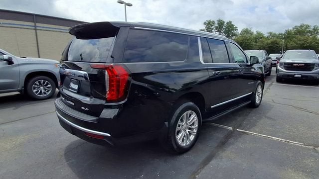 2022 GMC Yukon XL SLT