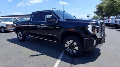 2025 GMC Sierra 2500 HD Denali