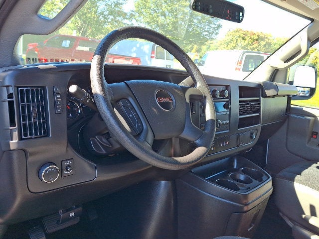 2025 GMC Savana Cargo Work Van - Photo 10