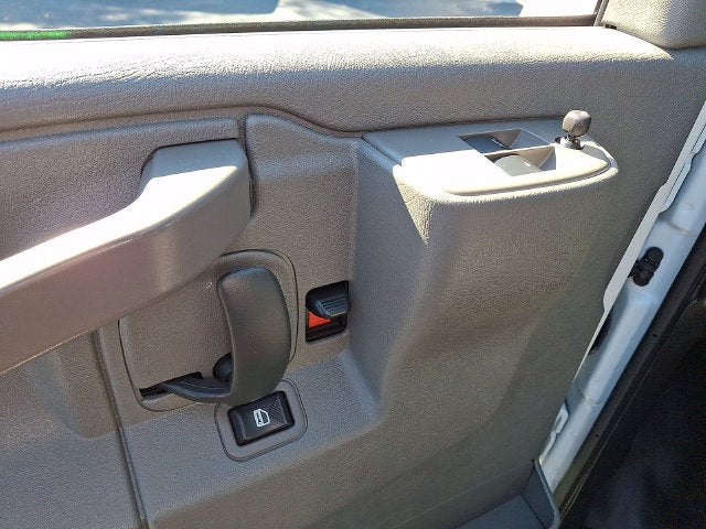 2025 GMC Savana Cargo Work Van