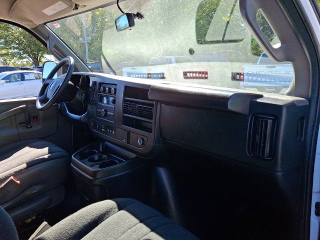 2025 GMC Savana Cargo Work Van
