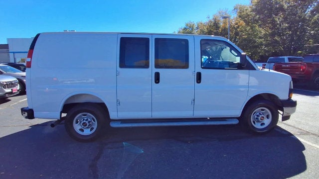2025 GMC Savana Cargo Work Van - Photo 9