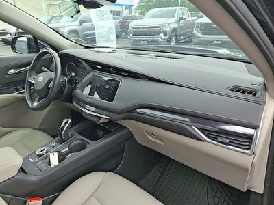 2023 Cadillac XT4 Luxury