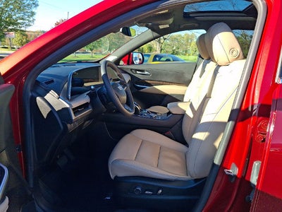2024 Cadillac XT4 Premium Luxury