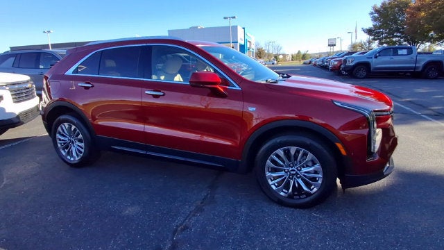 2024 Cadillac XT4 Premium Luxury